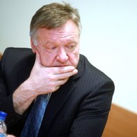 От должности отстранен главврач Латвийского онкологического центра