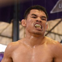 Taizemiešu WBC boksa čempions atkārto Meivezera 50 uzvaru rekordu