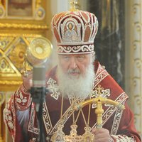 Патриарх Кирилл призвал два дня молиться за здравие Путина в связи с его 70-летием