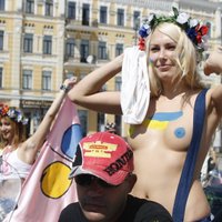 Facebook заблокировал страницу FEMEN за порнографию
