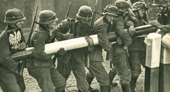 1939. gads: Tiek parakstīts Molotova-Ribentropa pakts, sākas Otrais pasaules karš