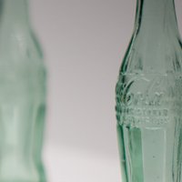 'Coca-Cola' atvadās no 200 zīmoliem