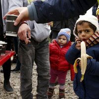 Латвия приняла еще две сирийские семьи с 8 детьми