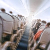 Seši veidi, kā pārvarēt bailes no lidošanas