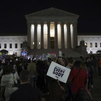 ASV Augstākā tiesa varētu lemt par abortu tiesību ierobežošanu, liecina nopludināts dokuments