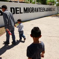 В США маленькие дети мигрантов сами представляют себя в суде