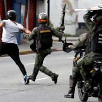Venecuēlā šonedēļ aizturēti jau vairāk nekā 350 protestētāji