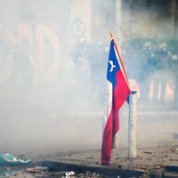 Čīlieši referendumā varēs balsot par jaunu konstitūciju