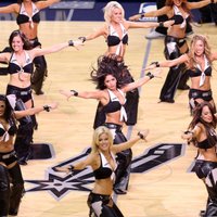 Bertāna pārstāvētā 'Spurs' kļūst par pirmo komandu NBA, kas izformē karsējmeiteņu grupu