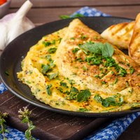 Brīvdienu vēlās brokastis: 14 klasiskas un citādākas omletes