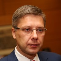 Оппозиции РД вновь не удалось отправить мэра Риги Ушакова в отставку