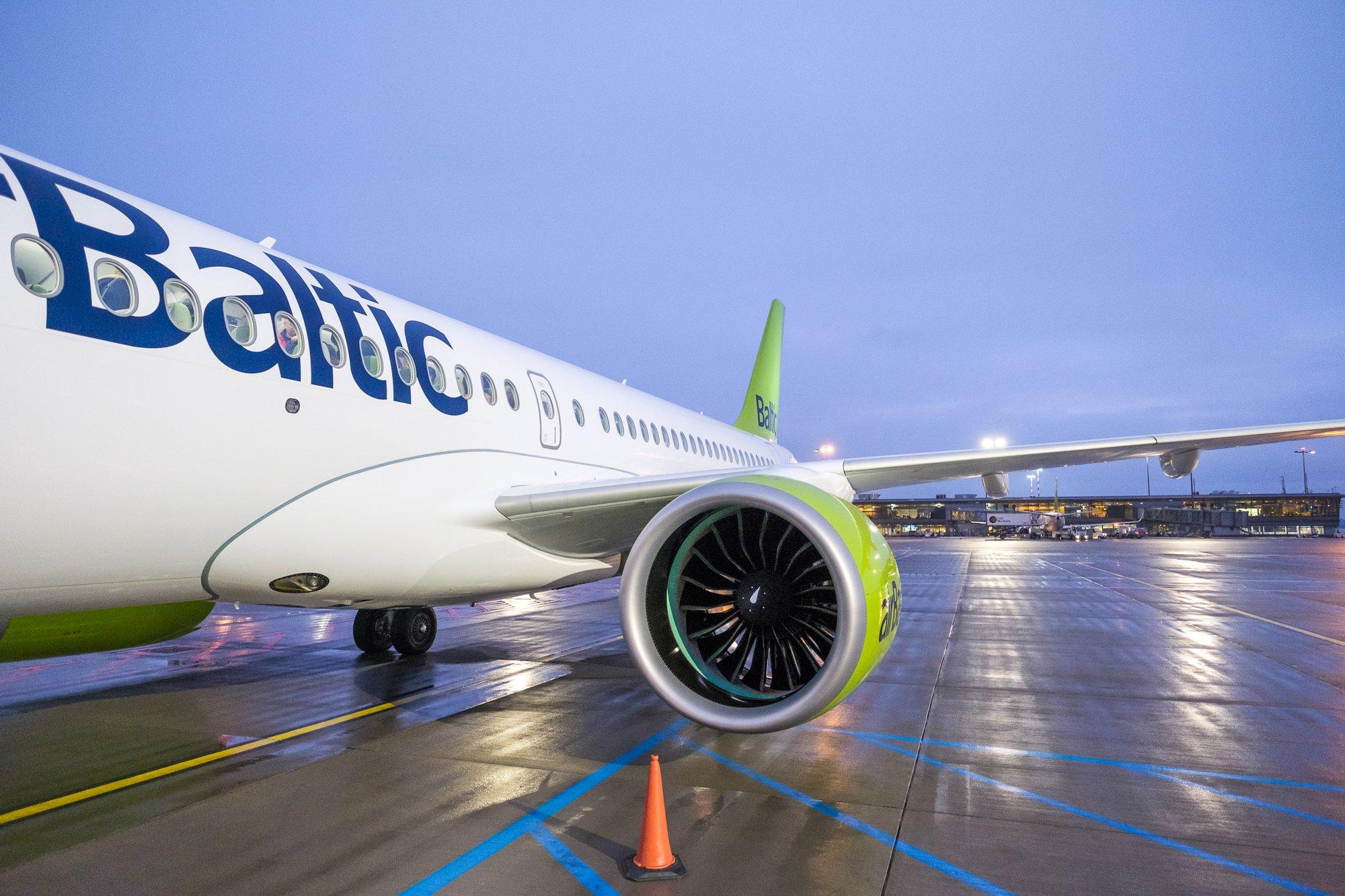    airBaltic      