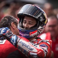 Dovicioso izcīna uzvaru 'MotoGP' desmitajā posmā