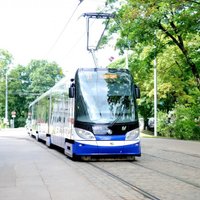 Līgo svētkos Rīgā sabiedriskas transports un 'Rīgas satiksmes' autostāvvietas būs bez maksas