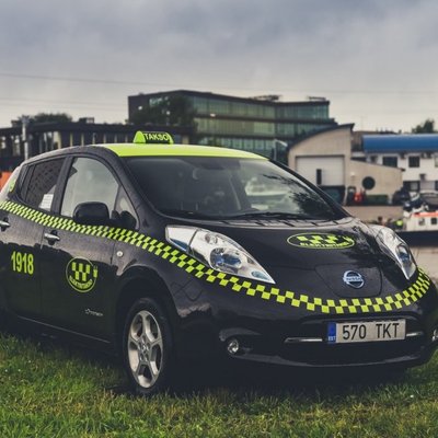Igaunijas vecākais 'Nissan Leaf' elektriskais taksometrs nobraucis jau 309 tūkstošus kilometru