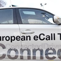 С 1 апреля жизни попавших в Латвии в ДТП людей спасает eCall. Что надо о ней знать?