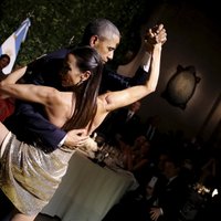 Foto: Kā Baraks Obama Argentīnā danci grieza