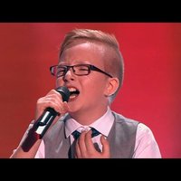 11-летний рижанин Эдуард покорил жюри шоу "Голос. Дети"