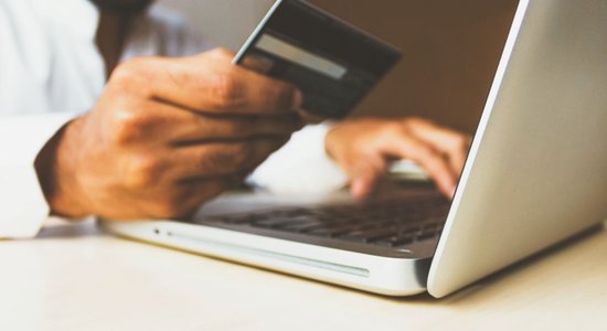 Klientiem droši un uzņēmumiem izdevīgi tiešsaistes maksājumi