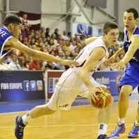 Latvijas U-16 basketbola izlase izcīna Eiropas čempionāta sudrabu