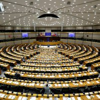 Eiropas Parlaments prasa izskaust sieviešu nabadzību Eiropā