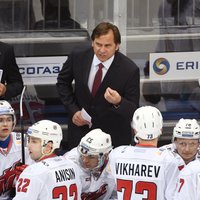 Novokuzņeckas 'Metallurg' spraigā mačā zaudē 'Avangard' un nenobīda Rīgas 'Dinamo' uz pēdējo vietu KHL