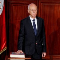 Tunisijas prezidents parlamenta darba apturēšanu pagarinājis uz nenoteiktu laiku