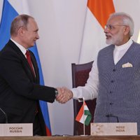 Россия поставит Индии вооружения на миллиарды долларов