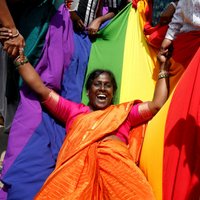 Верховный суд Индии узаконил однополые связи