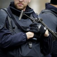 Франция: девушек-подростков обвинили в подготовке бойни в концертном зале Парижа