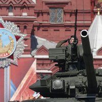Putinu apmierina Krievijā saražoto ieroču daudzums