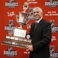 Сборную Латвии по хоккею может возглавить тренер, выигравший Кубок Стэнли