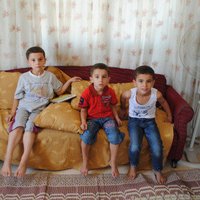 Trīs zēnu bērnība uz jumta jeb Sīriešu bēgļu stāsts no Jordānijas