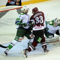 Otrā trešdaļa iegāž Rīgas 'Dinamo' spēlē Ufā