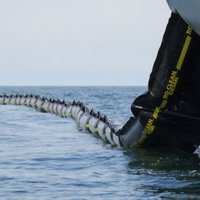 В Балтийское море недалеко от побережья Латвии вылилось 300 литров нефти