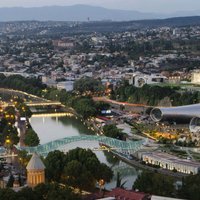 Участники массовой акции в Тбилиси требуют отставки правительства