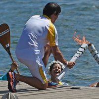 Foto: Riodežaneiro olimpisko spēļu uguns sasniegusi Brazīliju