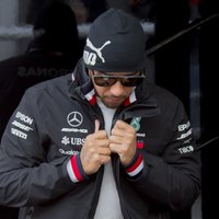 Hamiltons: 'Mercedes' nepieciešami uzlabojumi, lai konkurētu ar 'Ferrari'