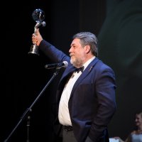 Vitālija Manska filma 'Putina liecinieki' saņēmusi balvu Karlovi Varu festivālā