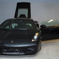 Izsolē 'Krājbankas' 'Lamborghini' pārdod pa 79 000 eiro