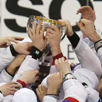 Video: Krievijas hokejistu zelta fināls - Znaroks ložā, Vītoliņš pie komandas 'stūres'