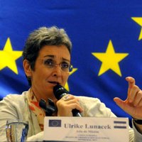 Homofobijas ziņojums: EP deputāte Lunačeka saņēmusi ap 41 000 oponentu vēstuļu