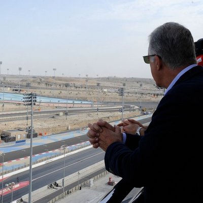 Bahreinas trasē pirmo līkumu nosauc Šūmahera vārdā