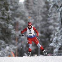 Biatlonistei Bendikai PK posmā Rūpoldingā karjeras rekords 15 km distancē