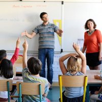 Шадурскис: на повышение зарплат педагогам до 2020 года нужно 100 млн евро