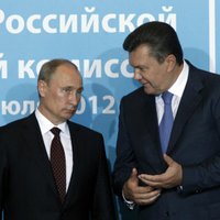 Янукович раскрыл подробности, как Украина брала кредит у России в 2013 году