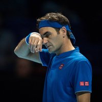 Nišikori apbēdina Federeru sezonas noslēguma turnīrā