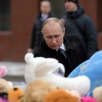 Ugunsgrēks Kemerovā ir noziedzīga nolaidība, paziņo Putins