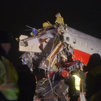 Maskavā avarē un aizdegas lidmašīna; četri bojāgājušie (plkst.21:49)
