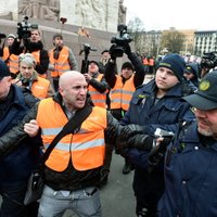 Британскому журналисту Грэму Филлипсу могут запретить въезд в Латвию